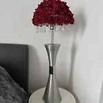 Red Silence - Premium - Fsk18 Lejlighed *