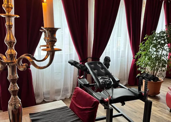 Red Silence - Premium - Fsk18 Διαμέρισμα Bendorf